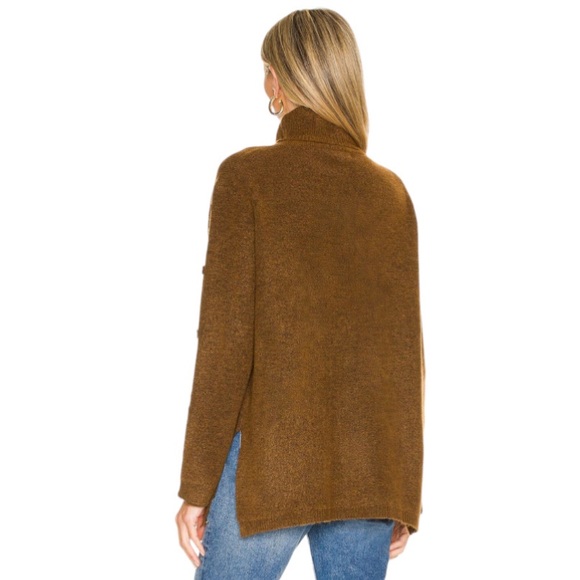 John & Jenn By Line Sweater - Picture 5 of 7